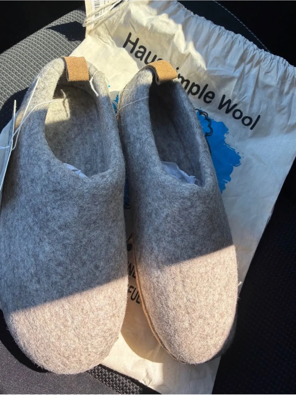 Houssimple wooI indoor Slippers Natural Organic Wool, Genuine Leather Sole